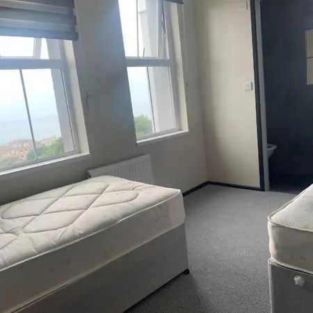 Aparthotel The Grey House *